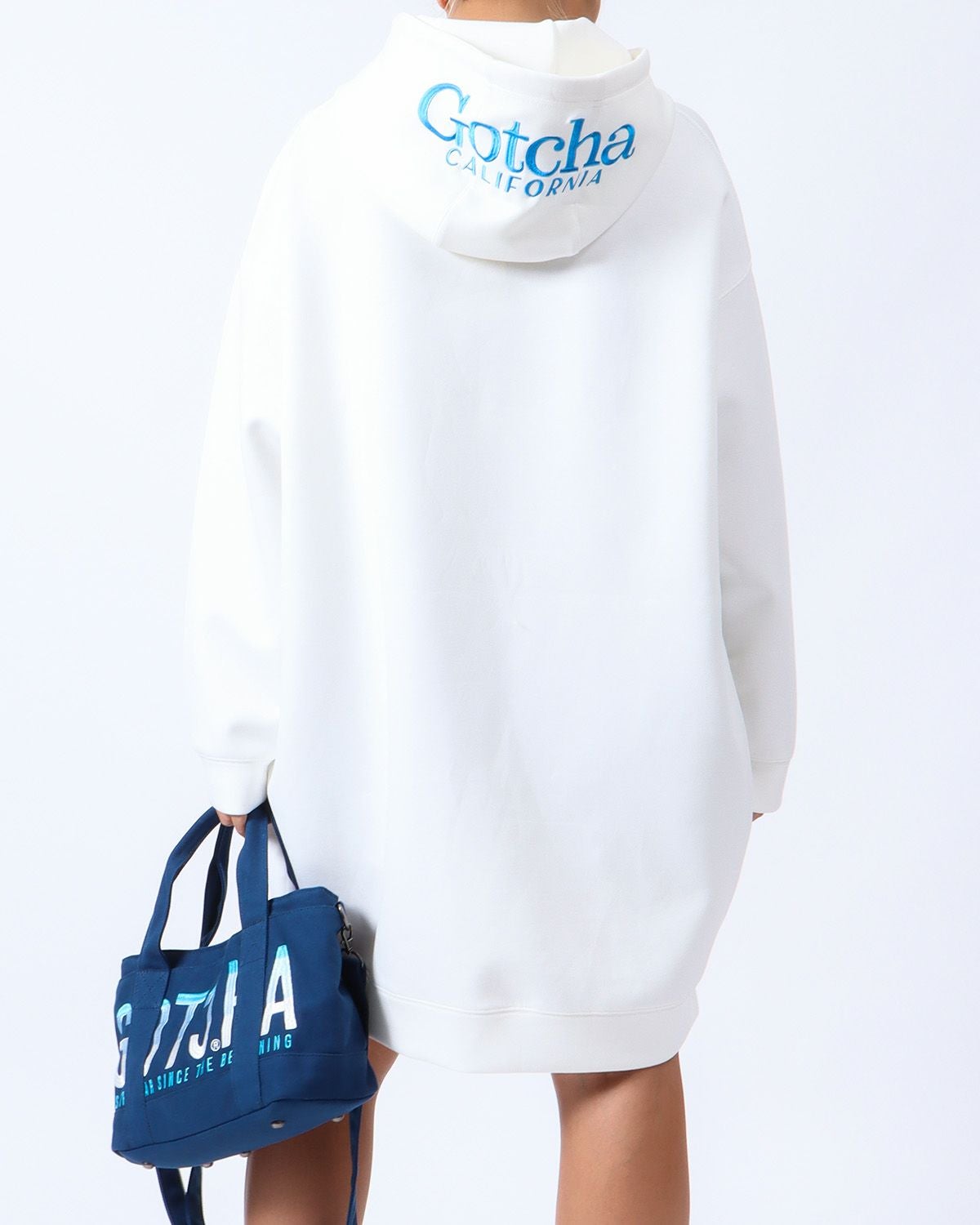 ホワイト：167cm(Lサイズ着用)