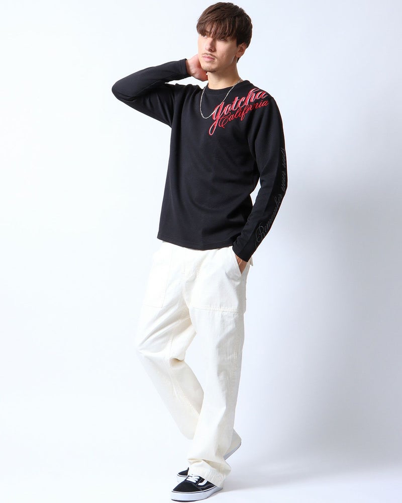 ブラック：180cm/70kg(Lサイズ着用)