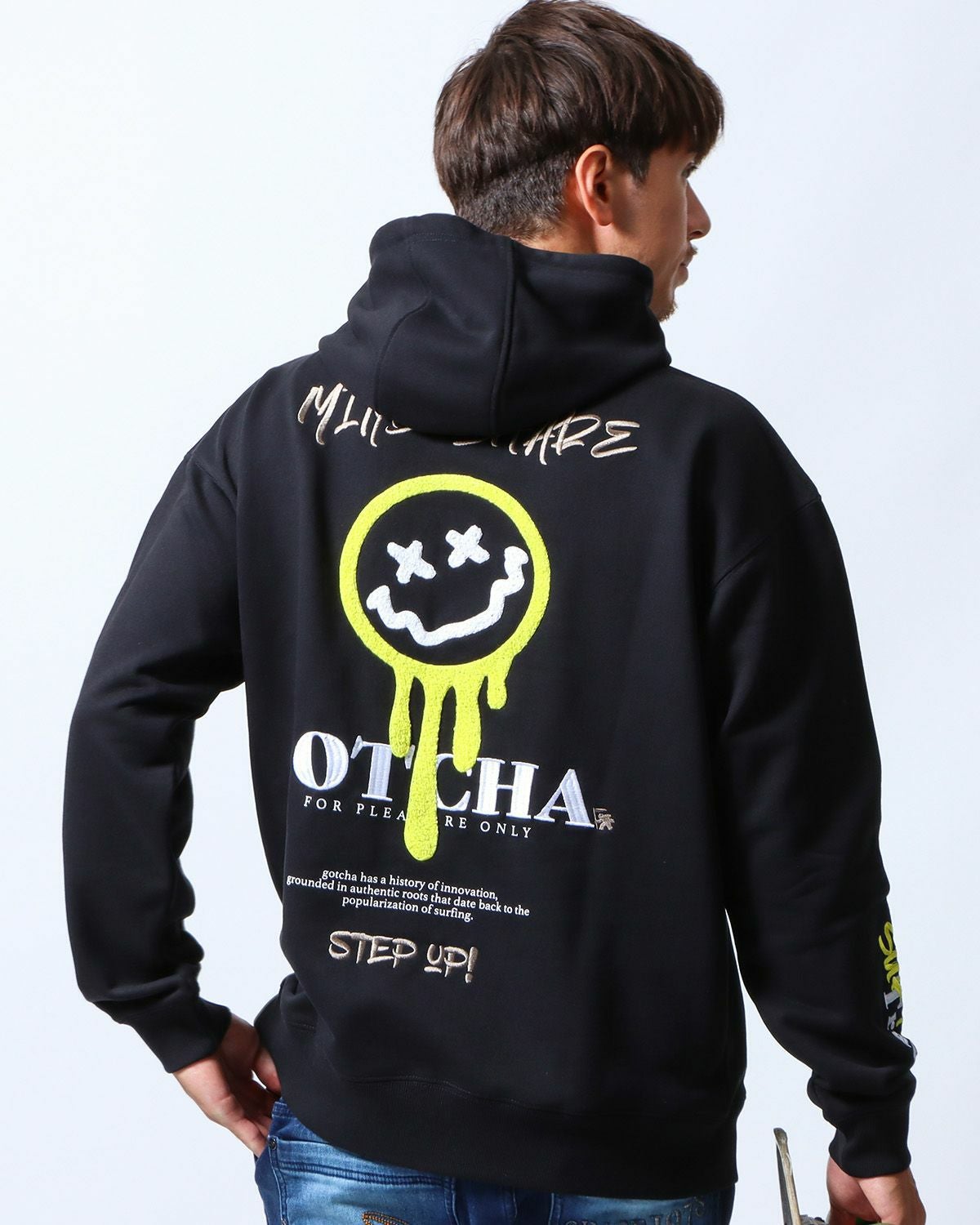 GOTCHA] スマイリー フェイス プルパーカー II | PEET ONLINE STORE