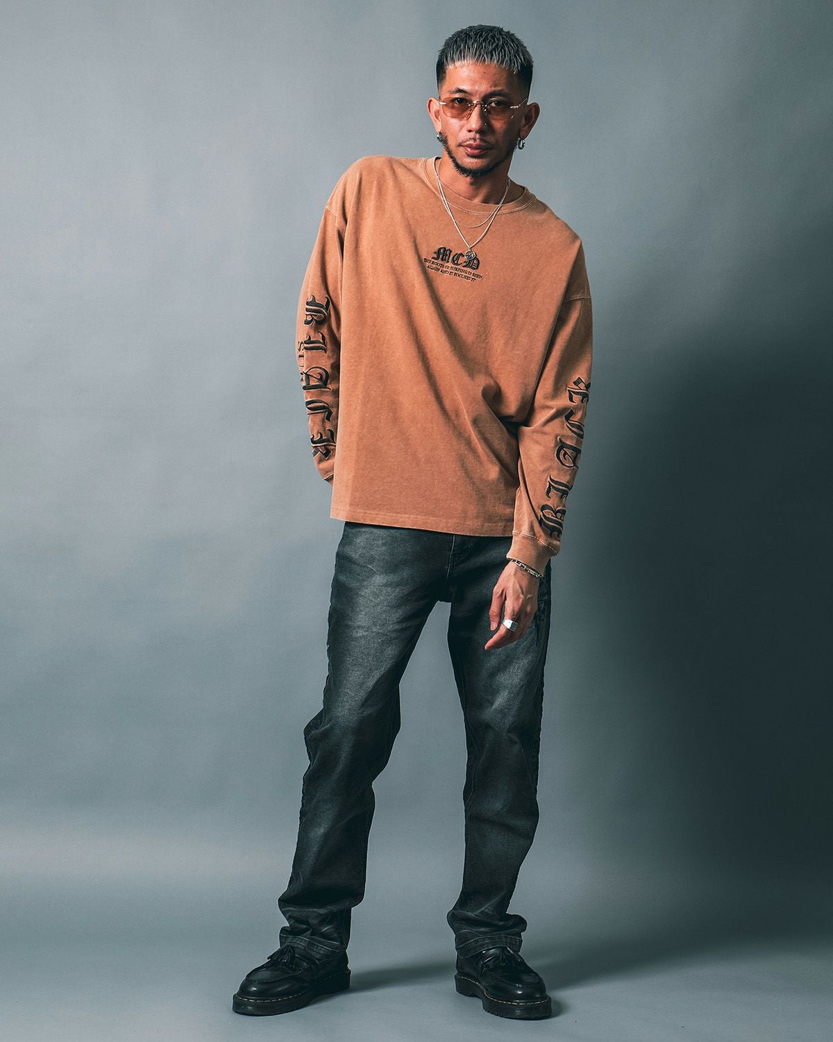 ベージュ:183cm(Lサイズ着用)