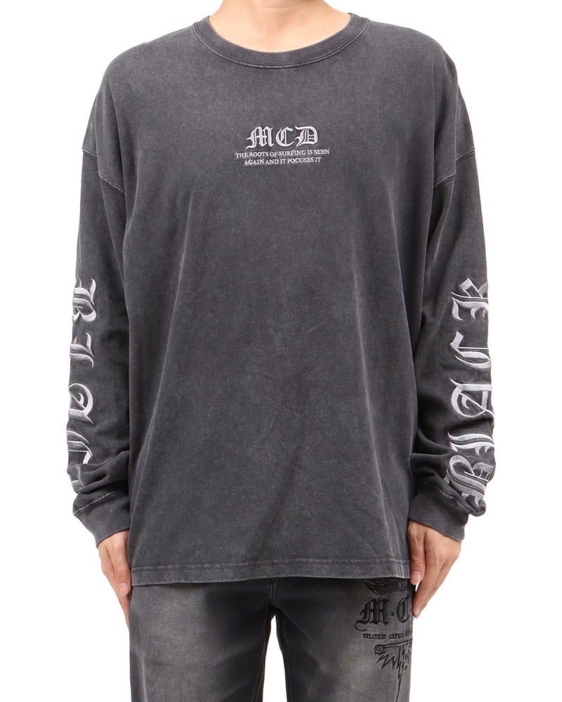 チャコール：173cm63kg(Lサイズ着用)