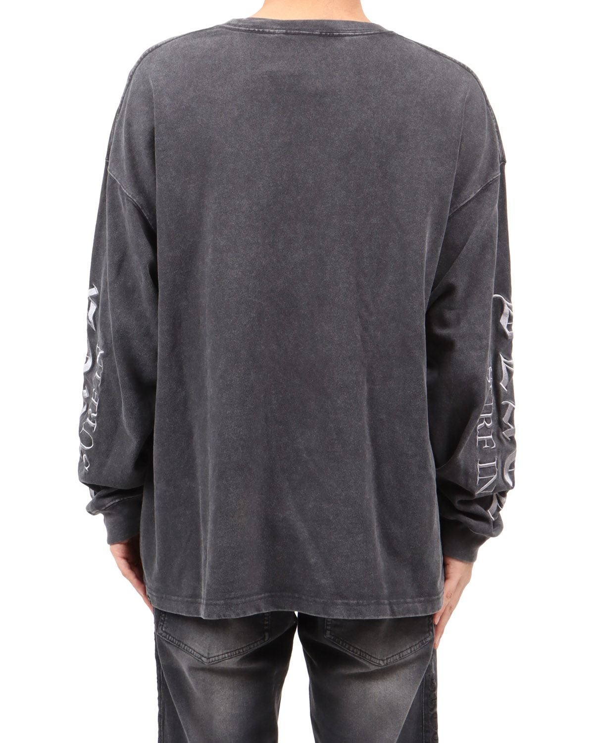 チャコール：173cm63kg(Lサイズ着用)