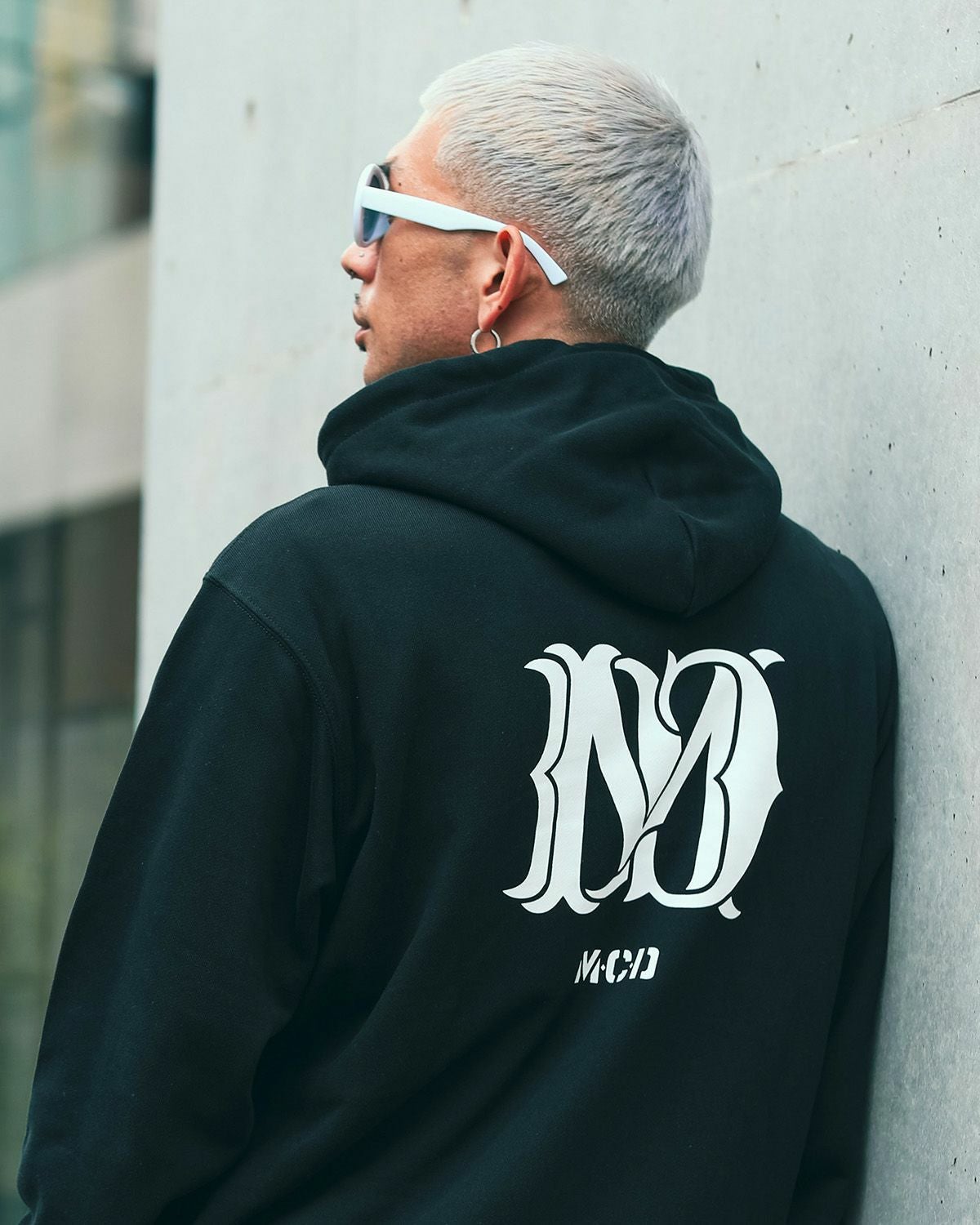 ブラック:183cm(Lサイズ着用)