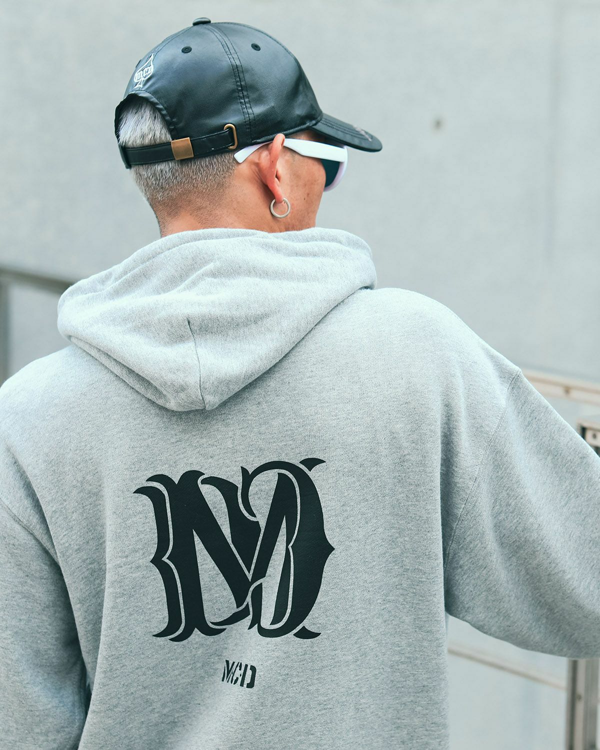 MCD] JAPAN加工 メモリアル ロゴ プルパーカー | PEET ONLINE STORE