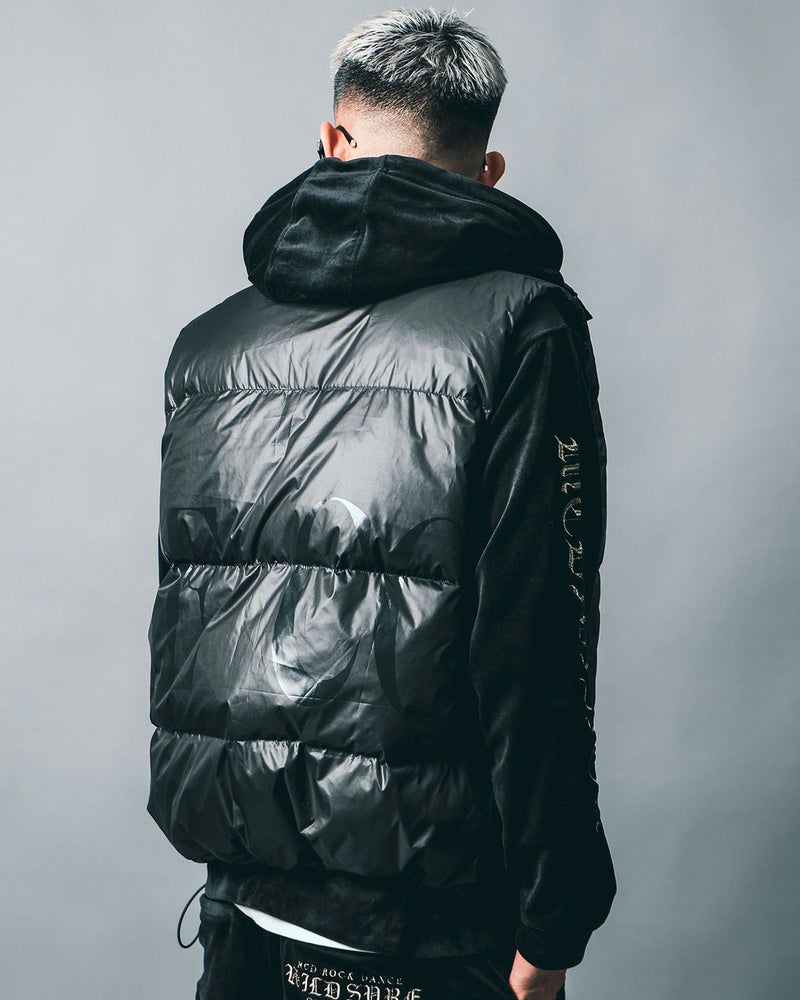 ブラック:183cm(Lサイズ着用)