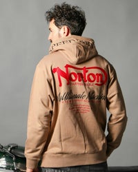 ベージュ:186cm(XLサイズ着用)