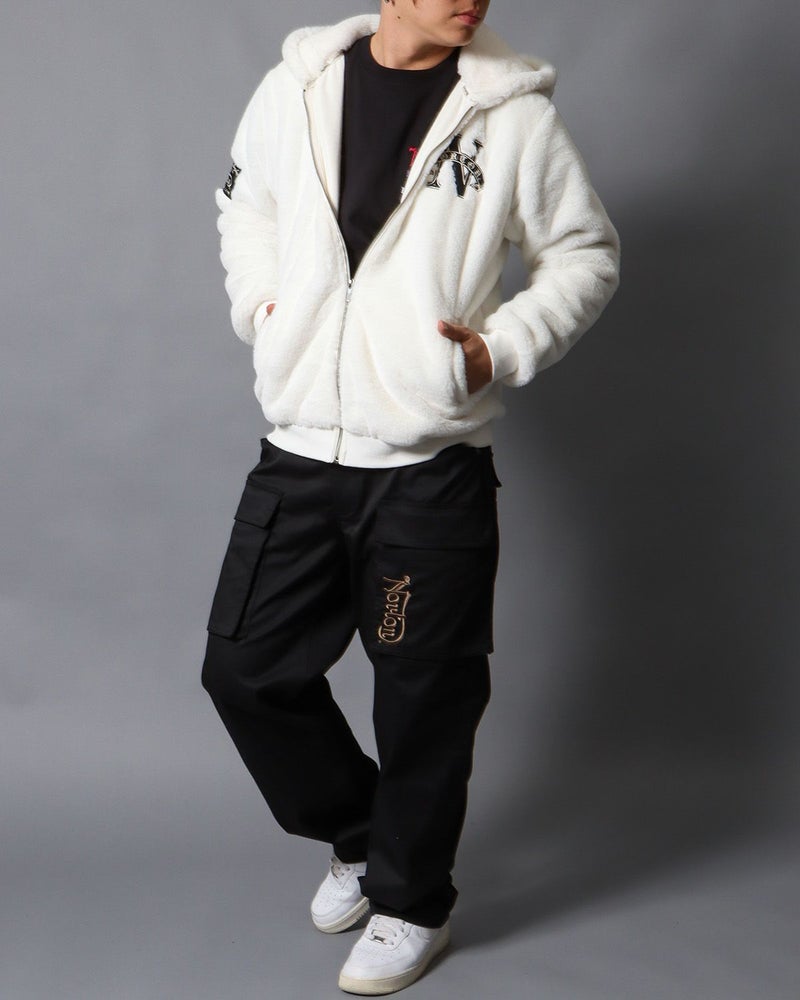 オフホワイト：178cm/75kg(Lサイズ着用)