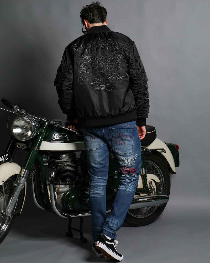 ブラック:186cm(Lサイズ着用)