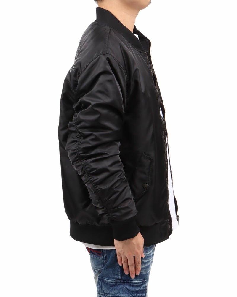 ブラック：173cm63kg(Lサイズ着用)