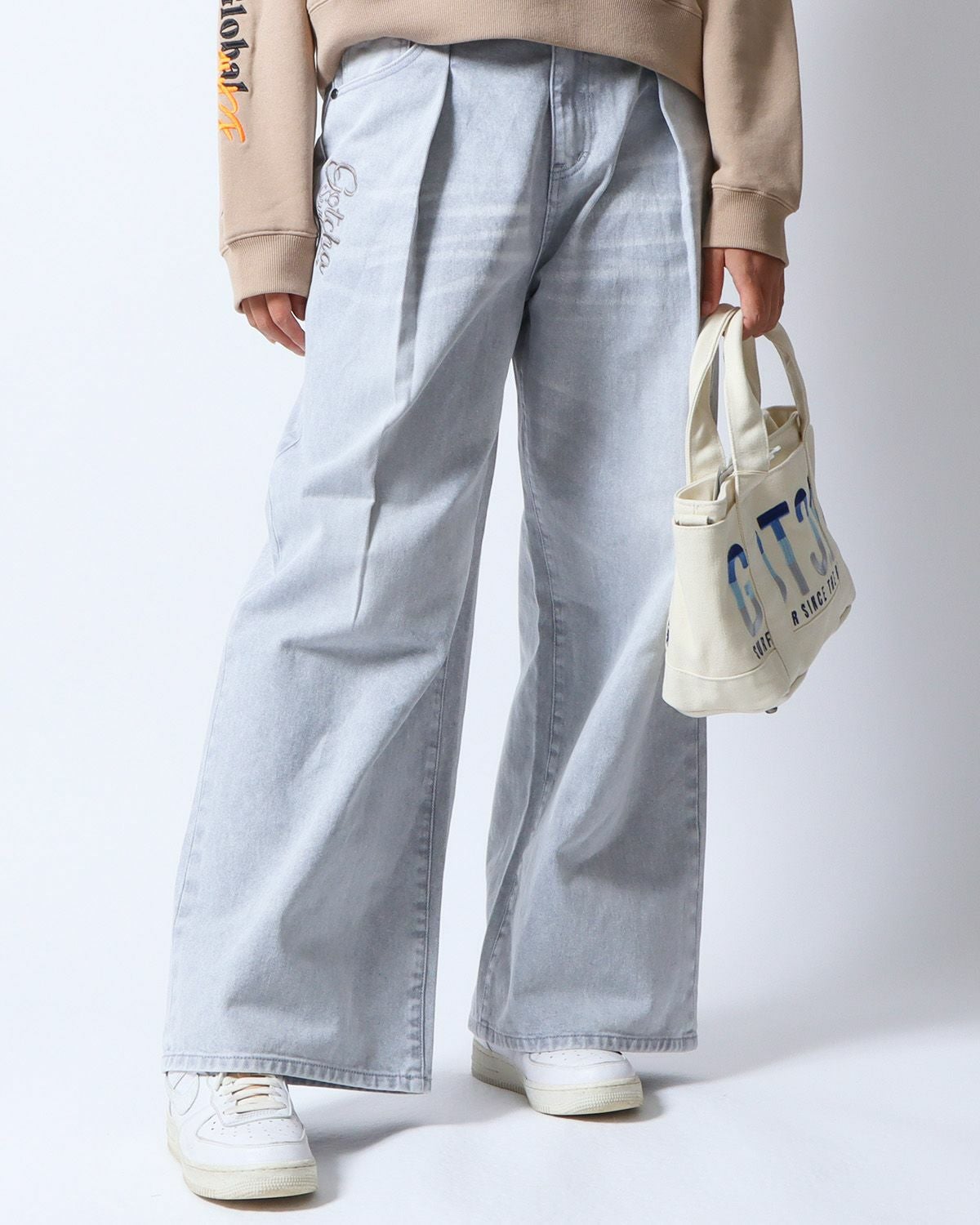 グレー：167cm(Lサイズ着用)