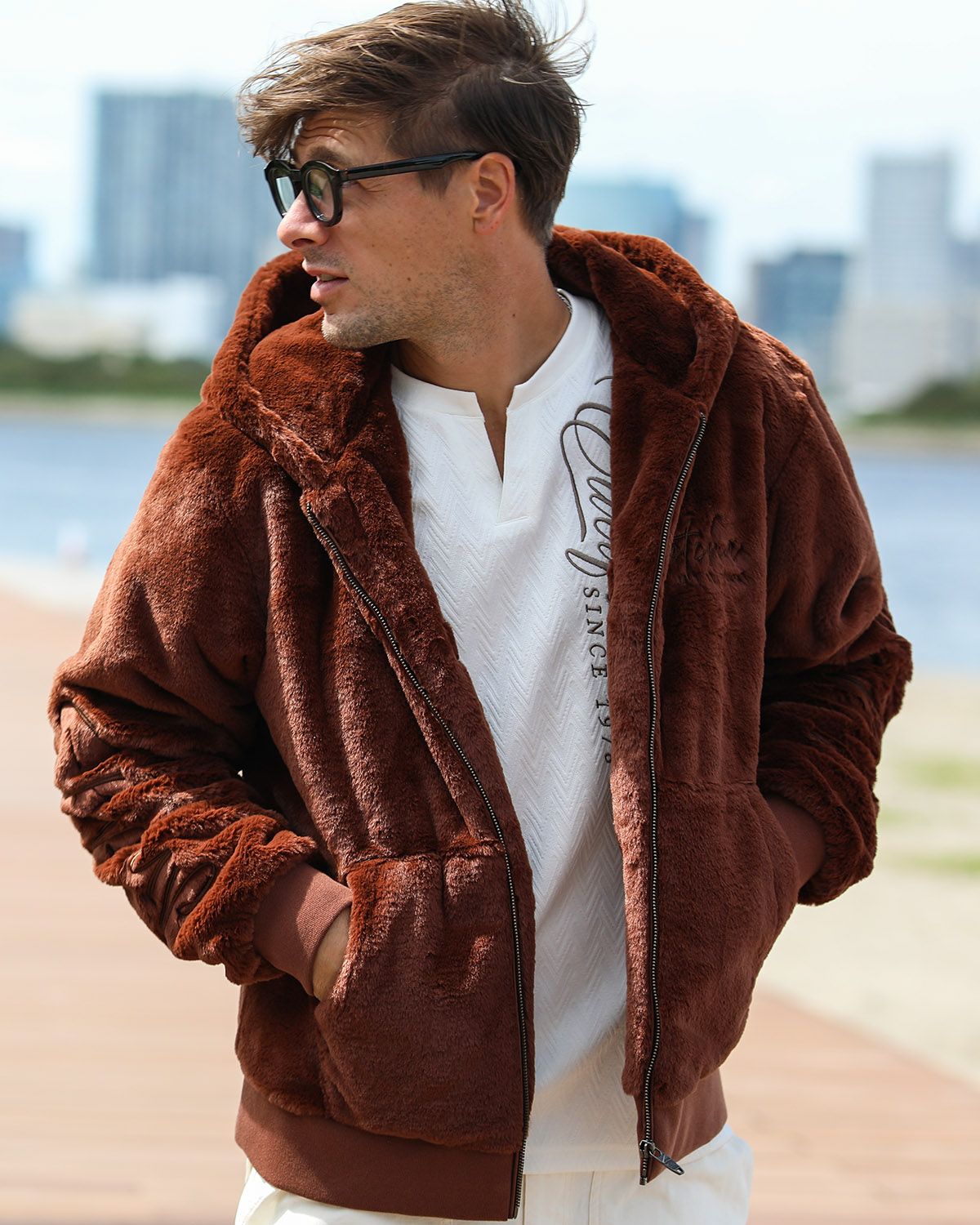 GOTCHA] 袖ロゴ ファー ZIPパーカー | PEET ONLINE STORE