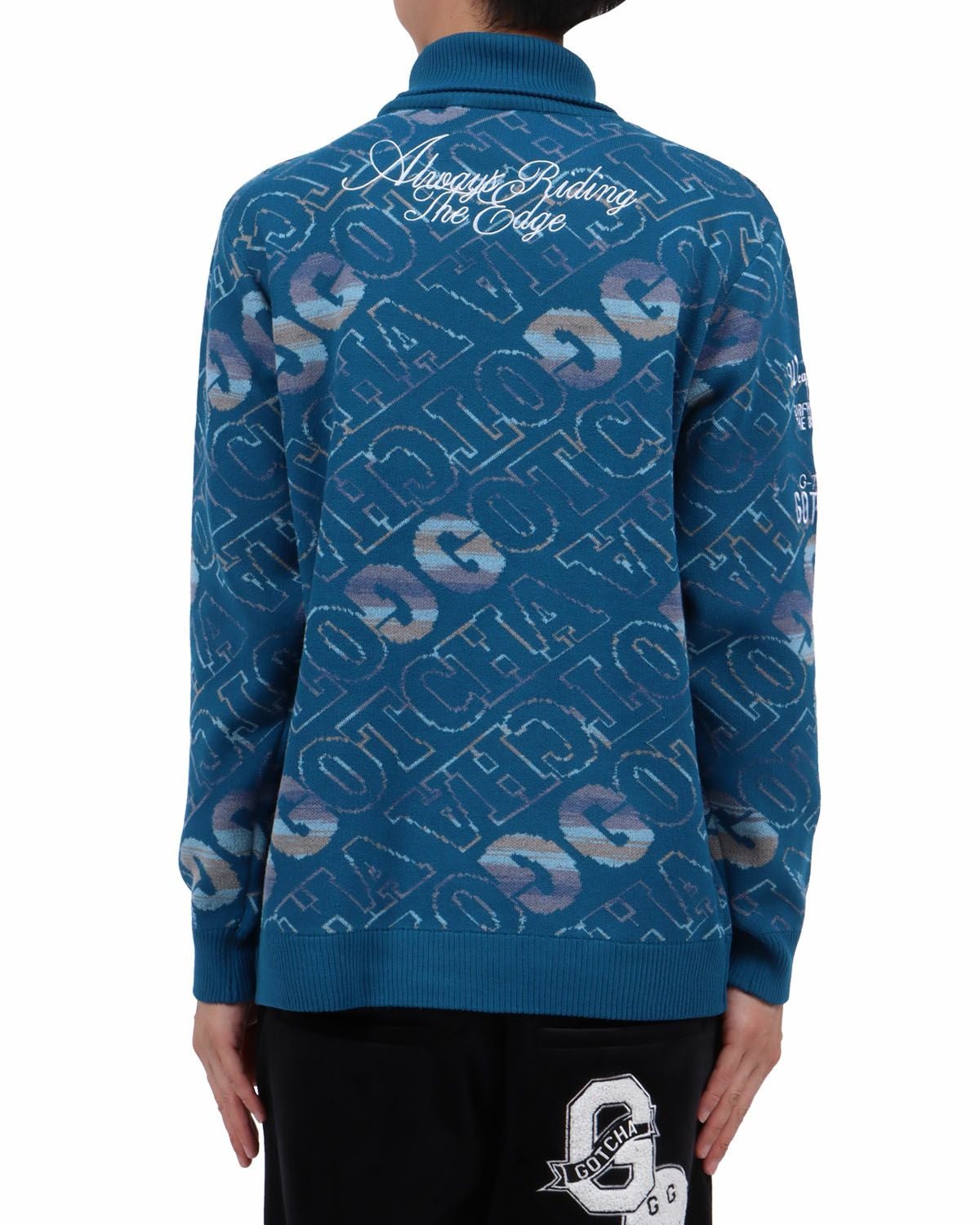 ターコイズ：174cm62kg(Lサイズ着用)