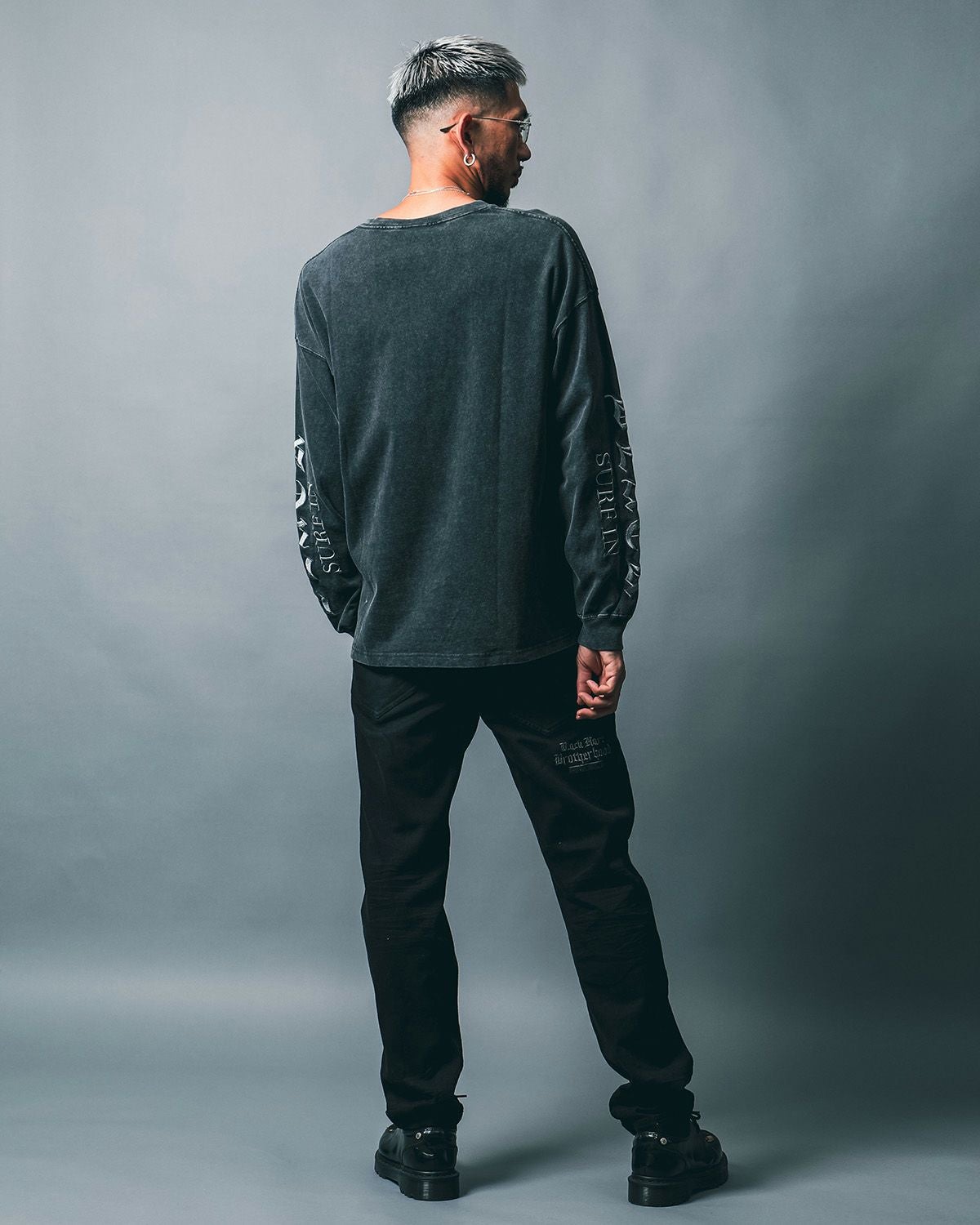 ブラック:183cm(Lサイズ着用)