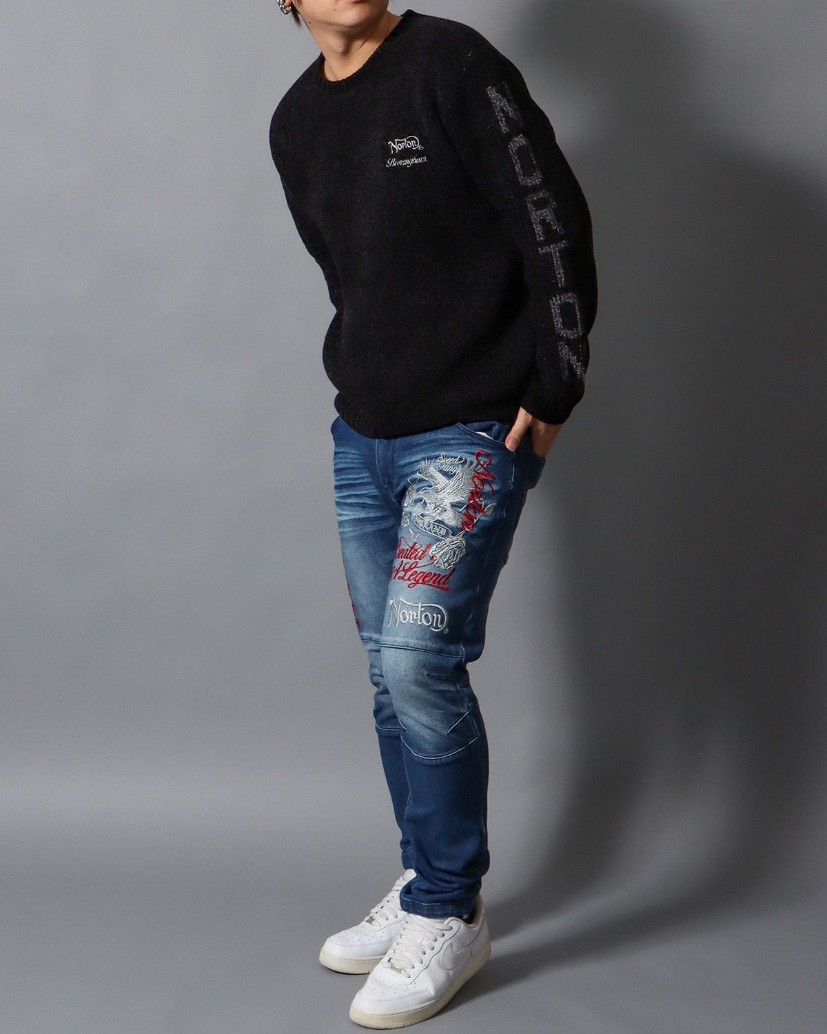 ブラック：178cm/75kg(Lサイズ着用)