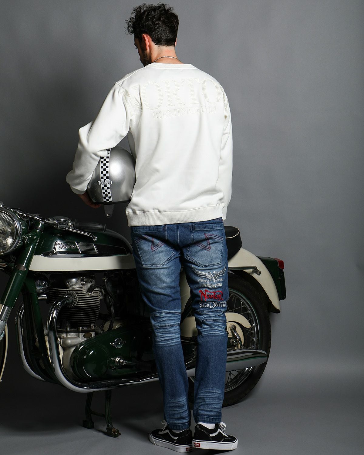 オフホワイト：186cm(Lサイズ着用)