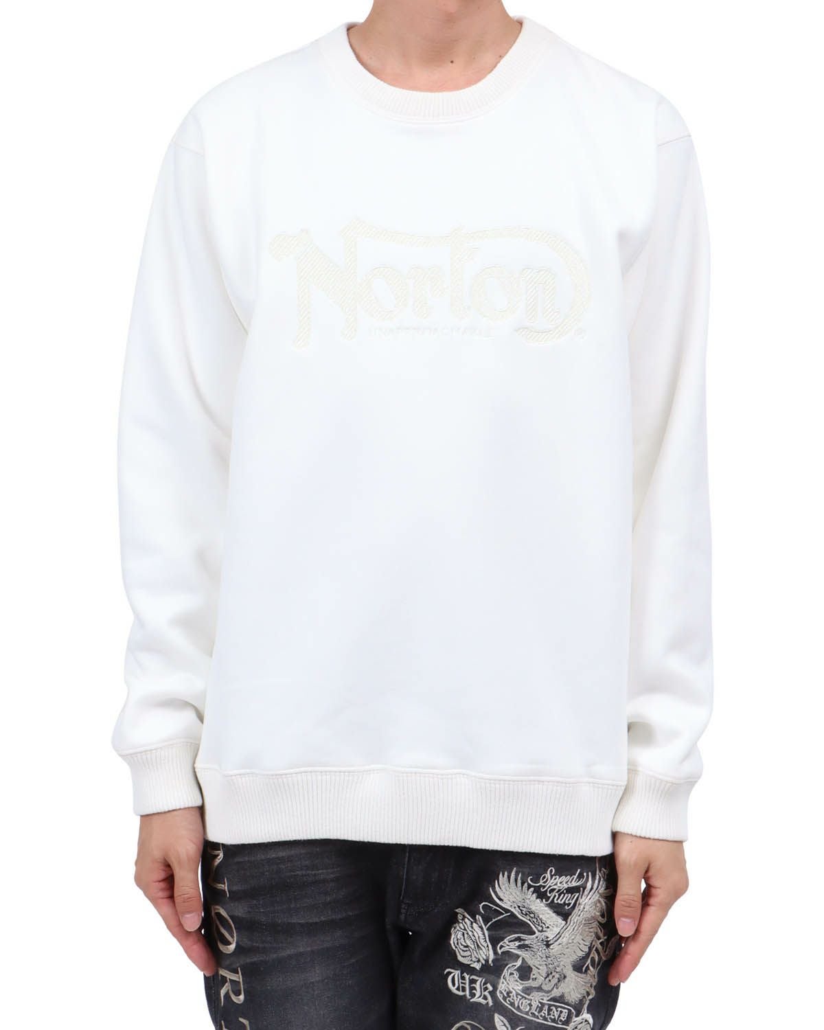 オフホワイト：174cm62kg(Lサイズ着用)