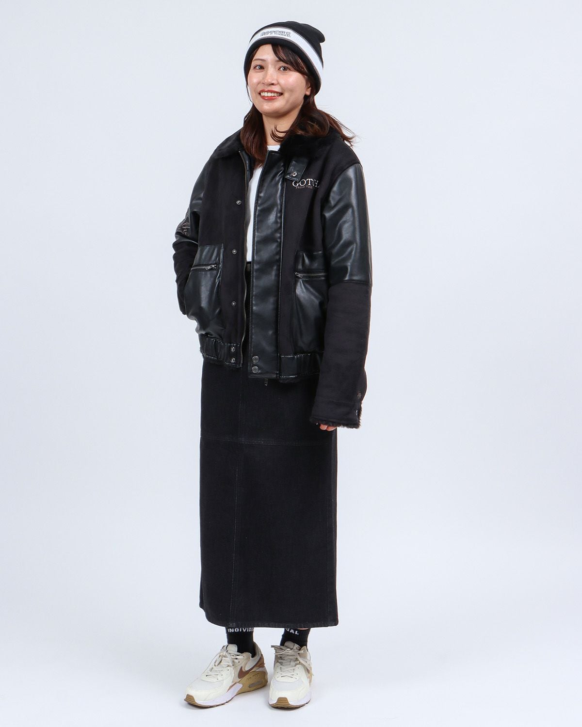 ブラック：161cm(Mサイズ着用)