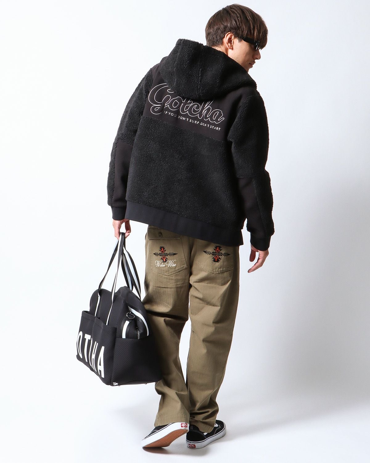 4*T様 READYMADE ファイヤーパターン にこちゃん プルオーバーパーカ SALE 50%OFF】CMF/COMFY OUTDOOR GARMNT(シーエムエフ/コンフィー