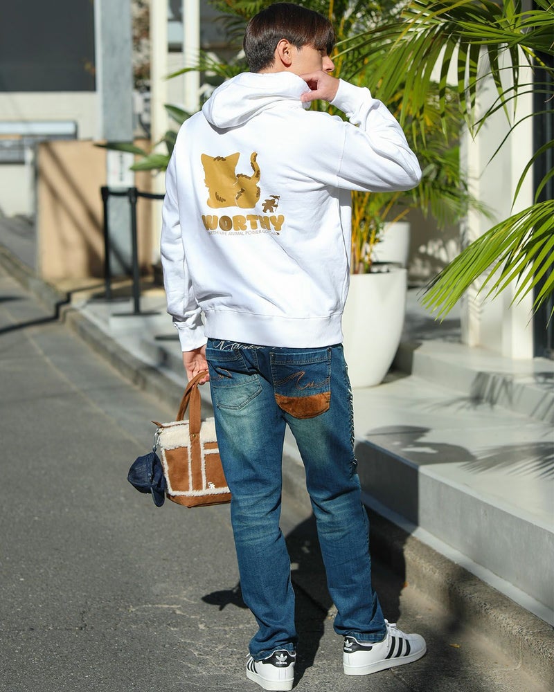 ホワイト：180cm/70kg(Lサイズ着用)