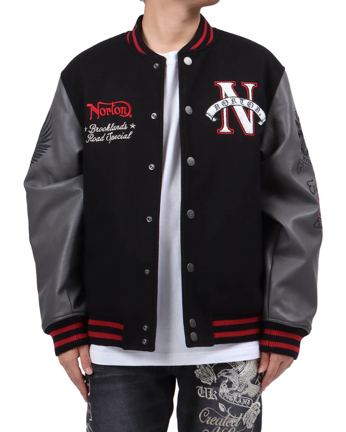 ブラック：173cm63kg(Lサイズ着用)