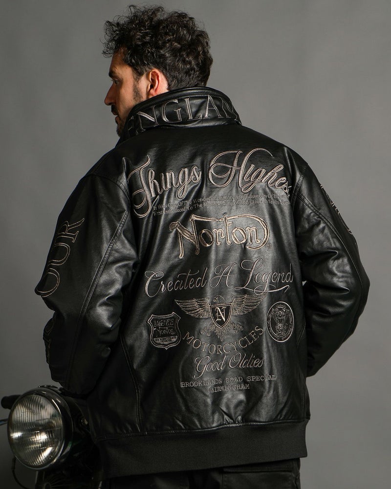 ブラック:186cm(Lサイズ着用)