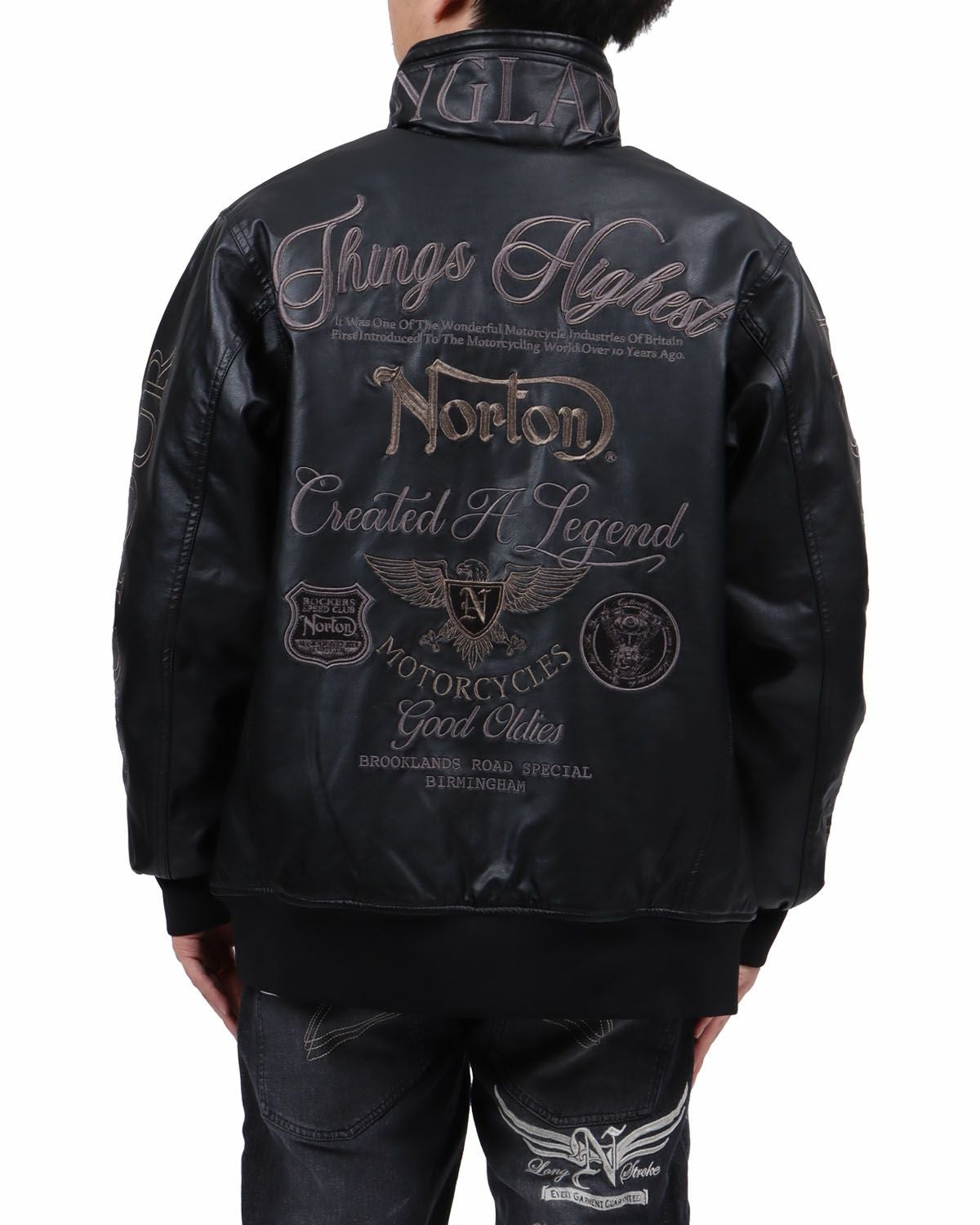 ブラック：173cm63kg(Lサイズ着用)