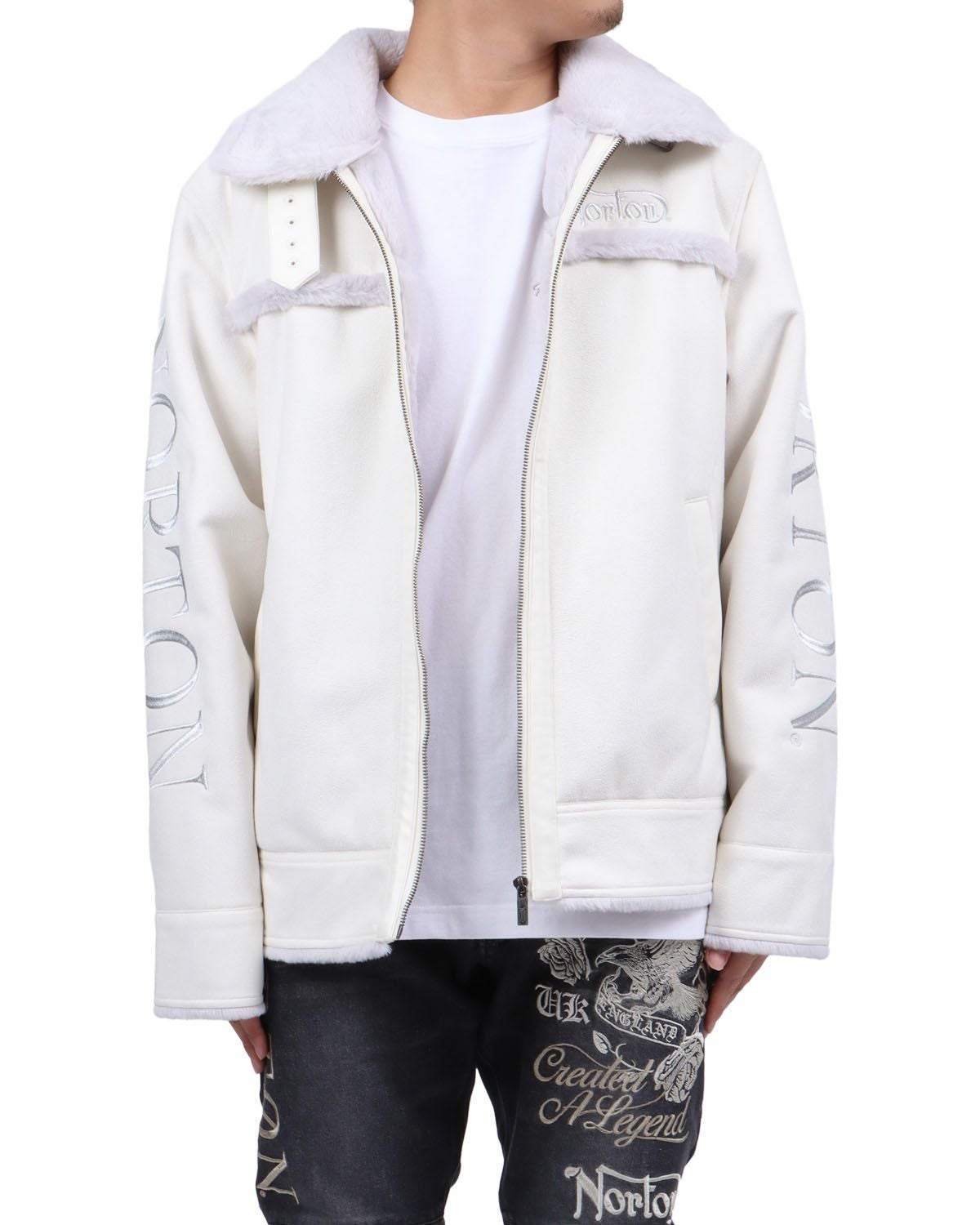 オフホワイト：173cm63kg(Lサイズ着用)