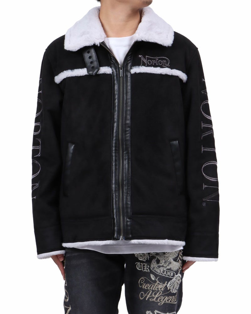 ブラック：173cm63kg(Lサイズ着用)