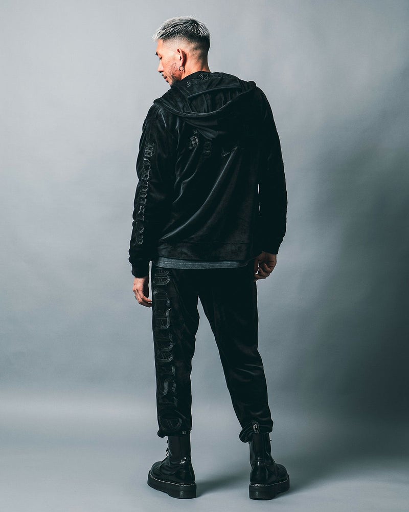 ブラック:183cm(Lサイズ着用)