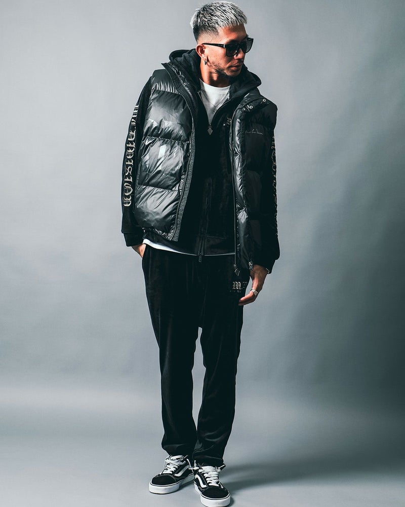 ゴールド:183cm(Lサイズ着用)