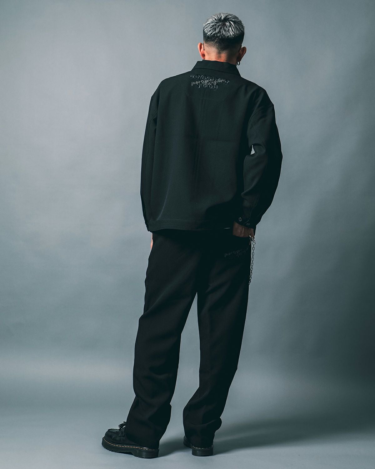 ブラック:183cm(Lサイズ着用)