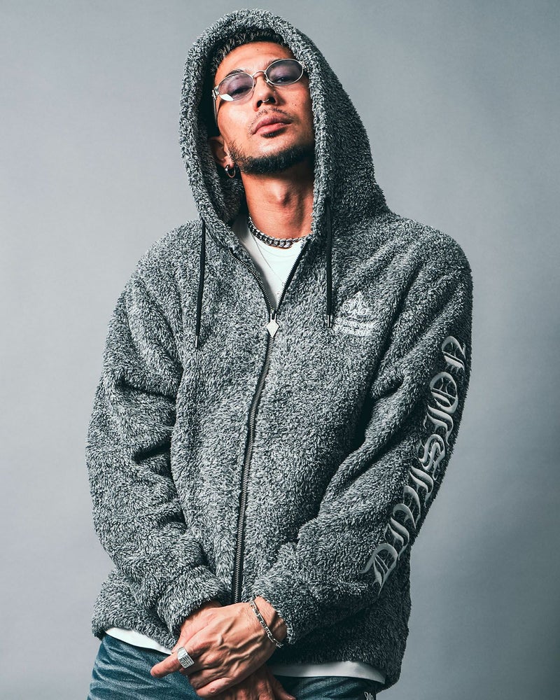 ブラック:183cm(Lサイズ着用)