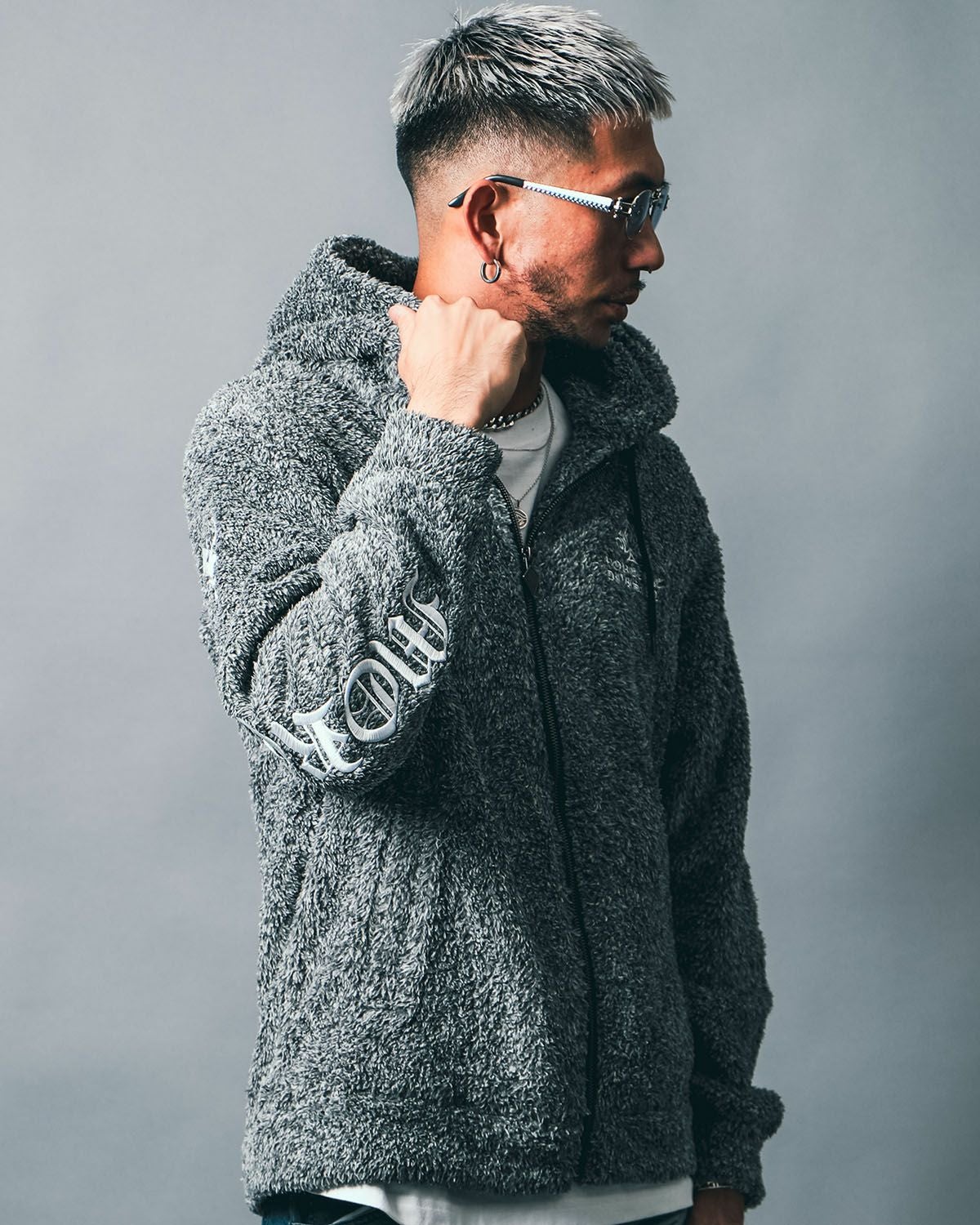 ブラック:183cm(Lサイズ着用)