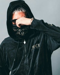 ゴールド:183cm(Lサイズ着用)