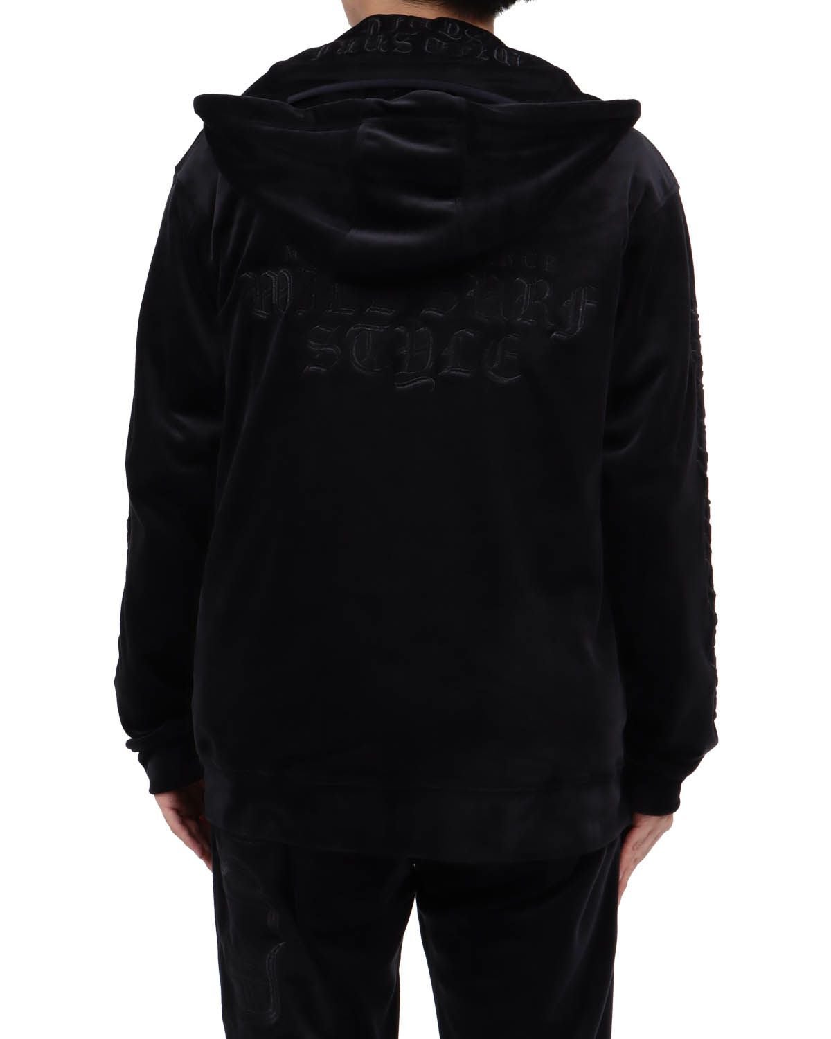 ブラック：173cm63kg(Lサイズ着用)