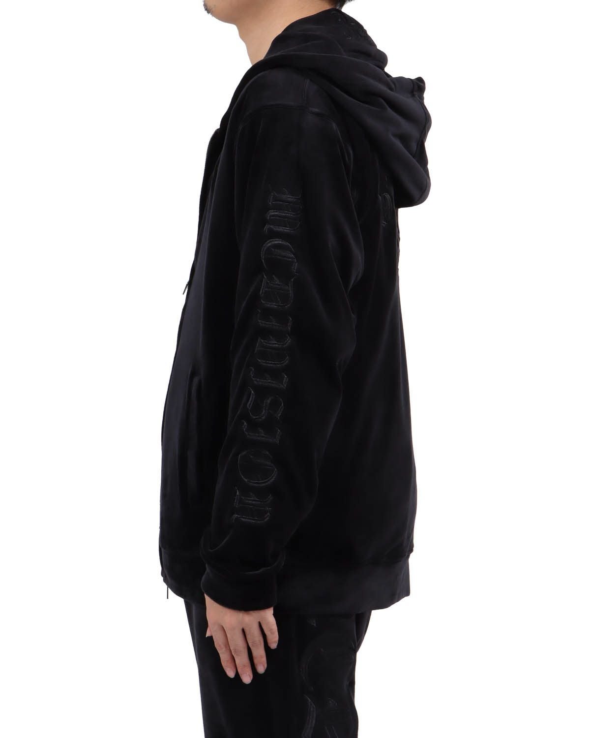 ブラック：173cm63kg(Lサイズ着用)