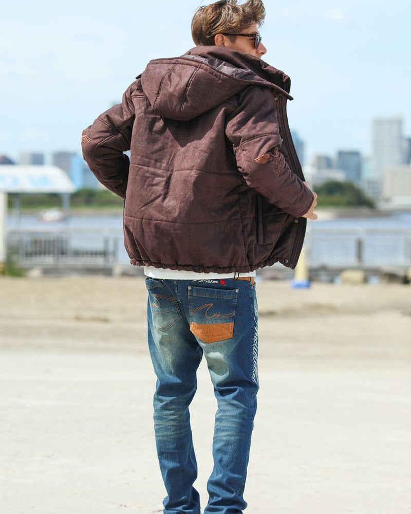 チョコレート：183cm/70kg(Lサイズ着用)