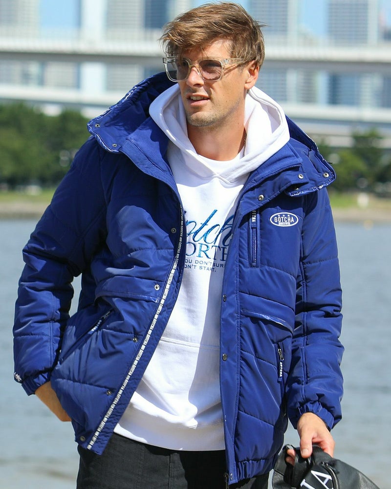 ブルー：183cm/70kg(Lサイズ着用)