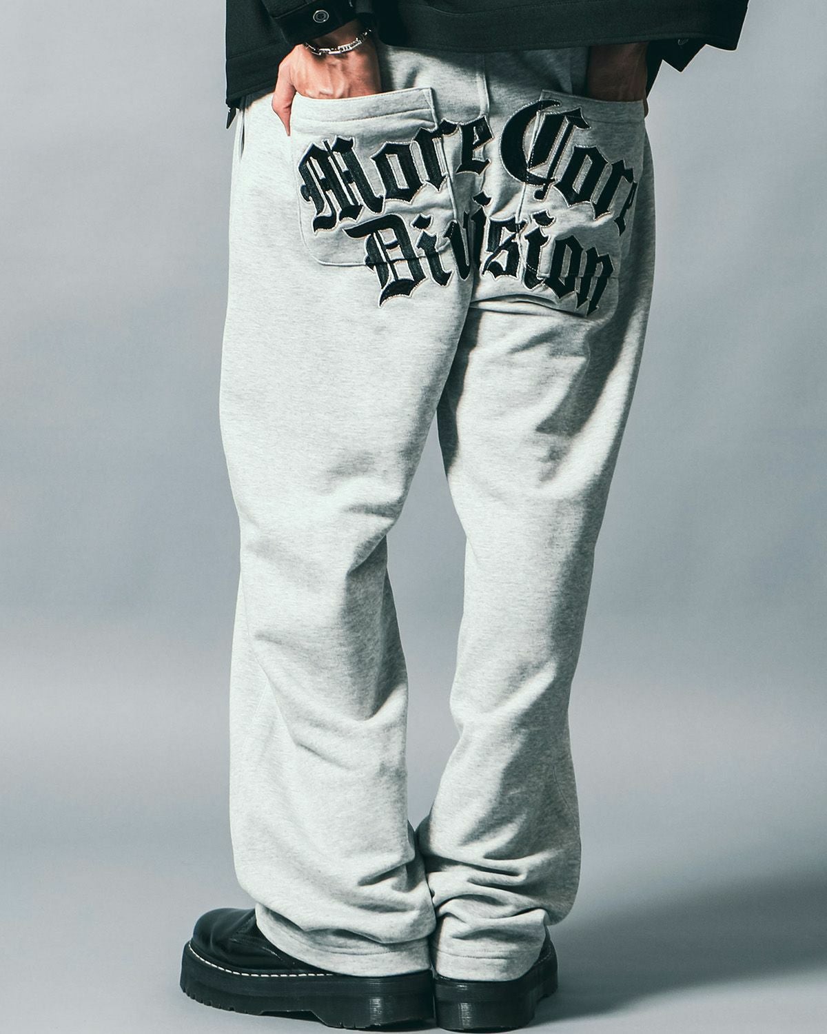 MCD] バック インパクト ロゴ イージーパンツ | PEET ONLINE STORE