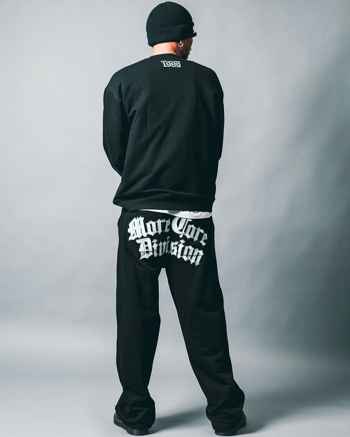 ブラック:183cm(Lサイズ着用)