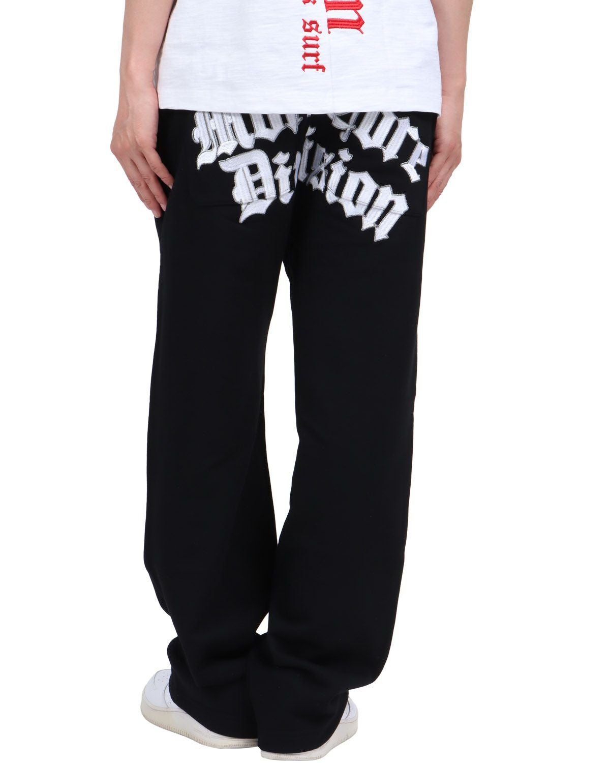 ブラック：174cm62kg(Lサイズ着用)