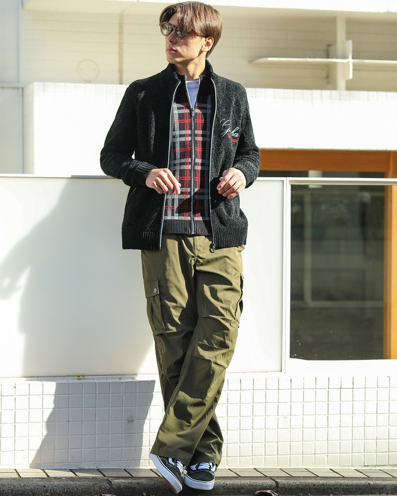 ブラック：180cm/70kg(Lサイズ着用)