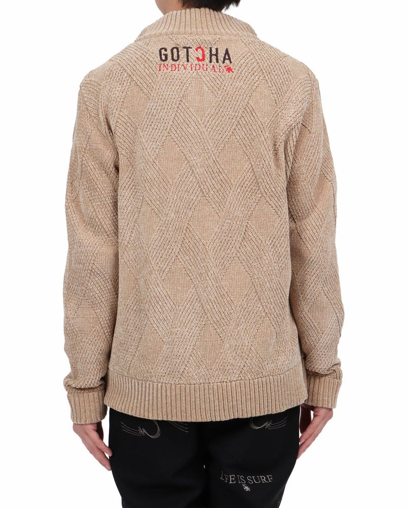 ベージュ：174cm62kg(Lサイズ着用)