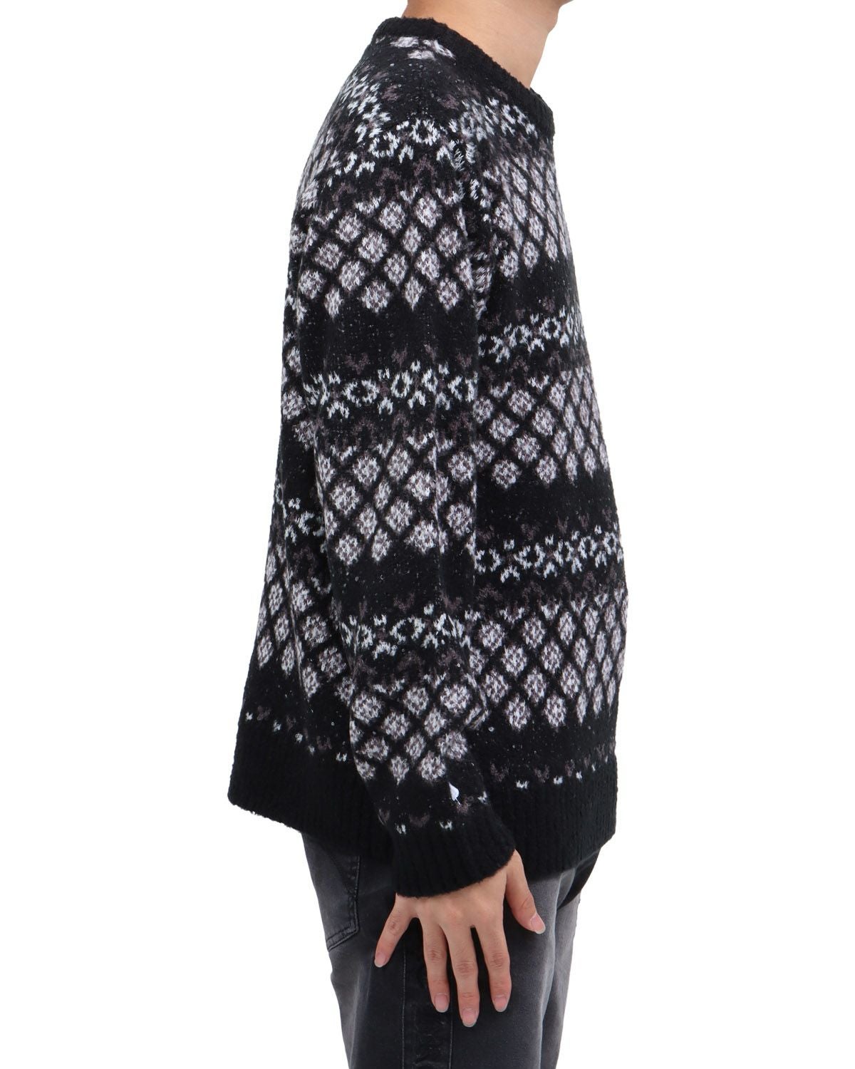 ブラック：173cm63kg(Lサイズ着用)