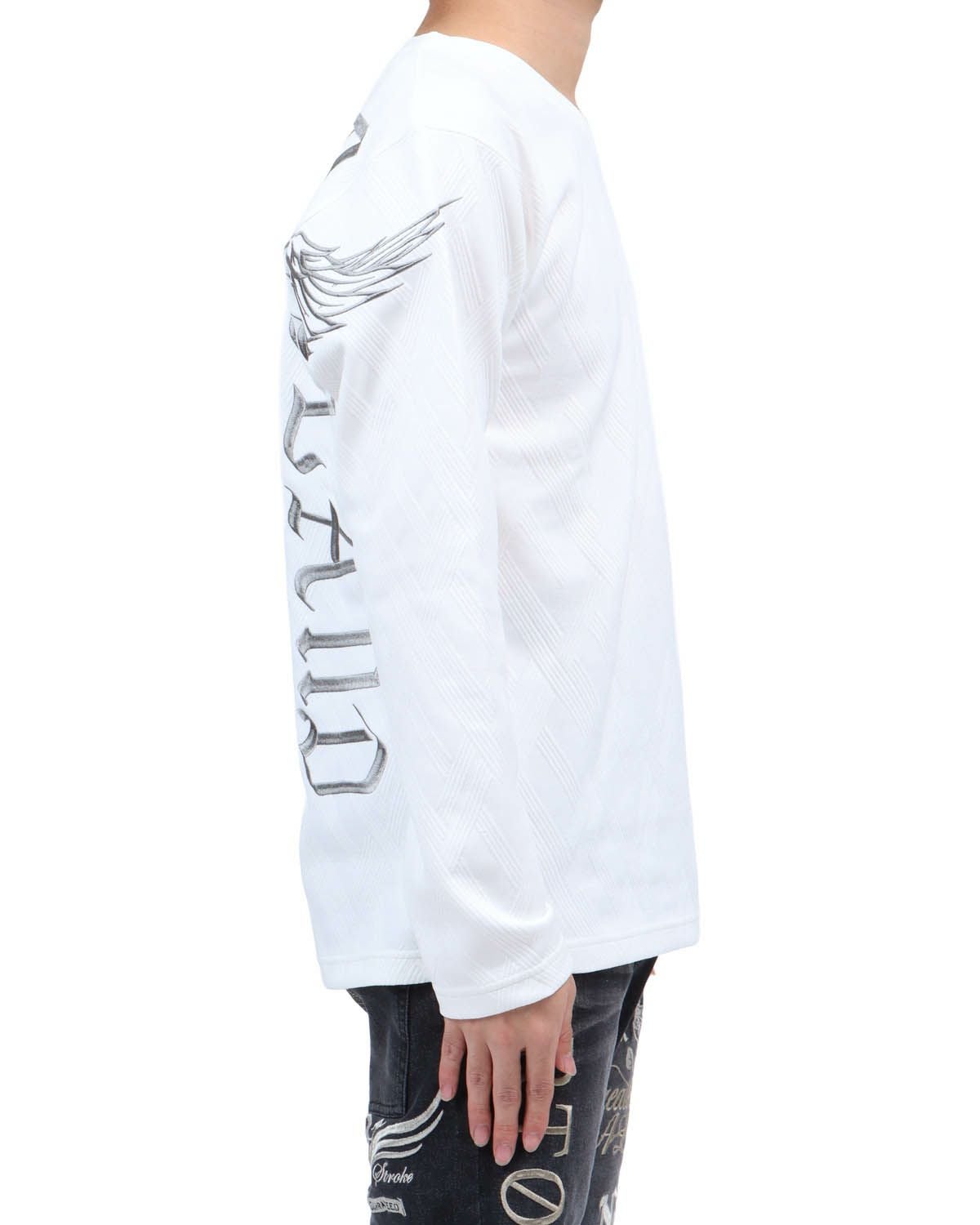 ホワイト：173cm63kg(Lサイズ着用)