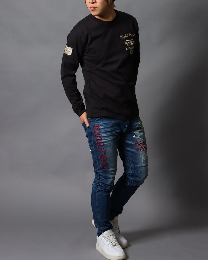 ゴールド：178cm/75kg(Lサイズ着用)