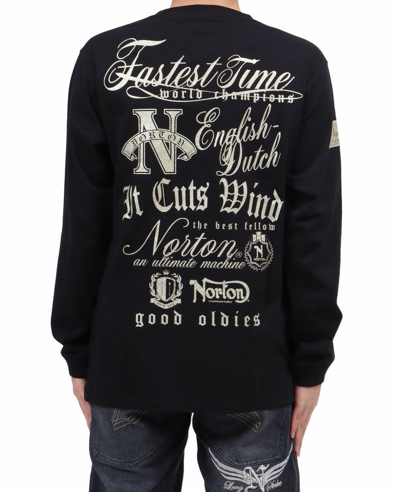 ゴールド：173cm63kg(Lサイズ着用)