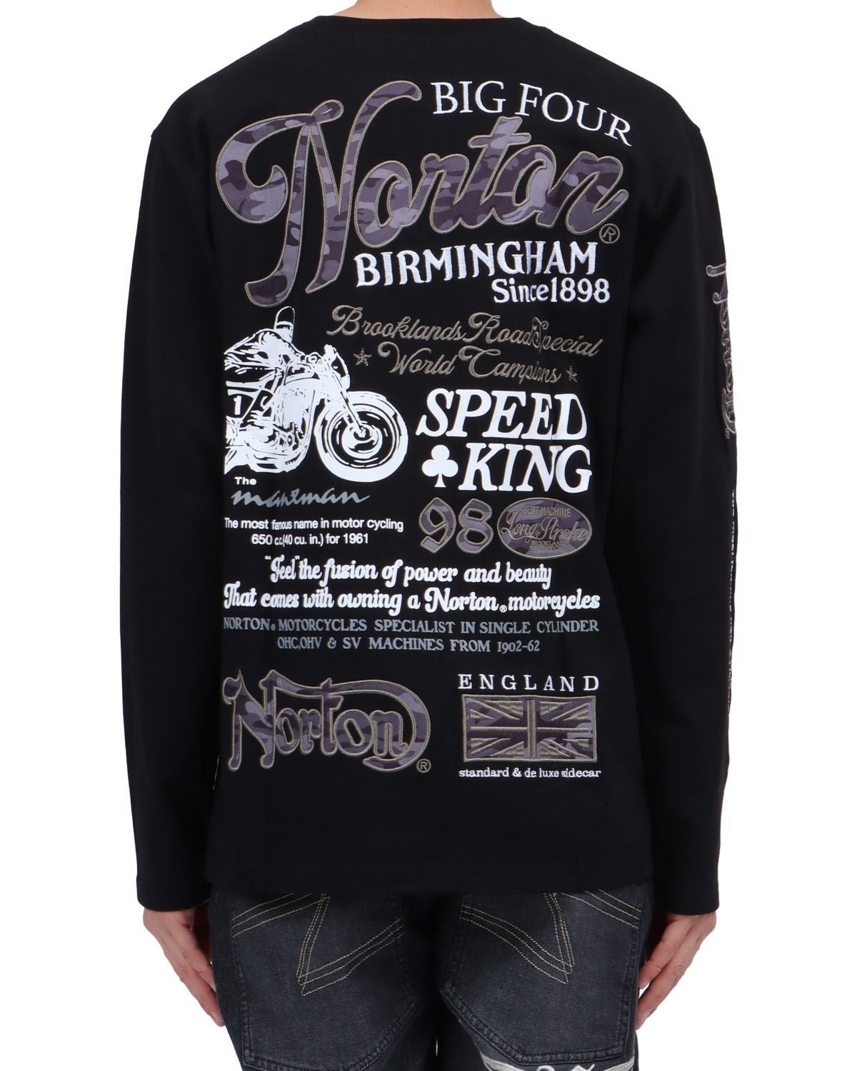 ブラック：174cm62kg(Lサイズ着用)