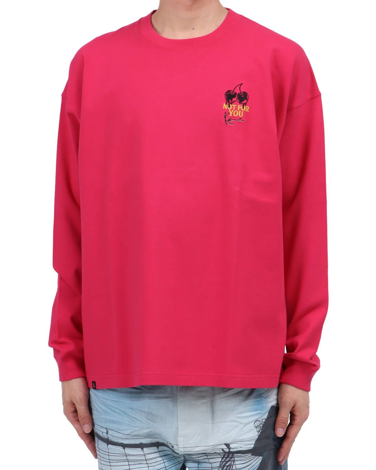 ラズベリー：174cm62kg(Lサイズ着用)