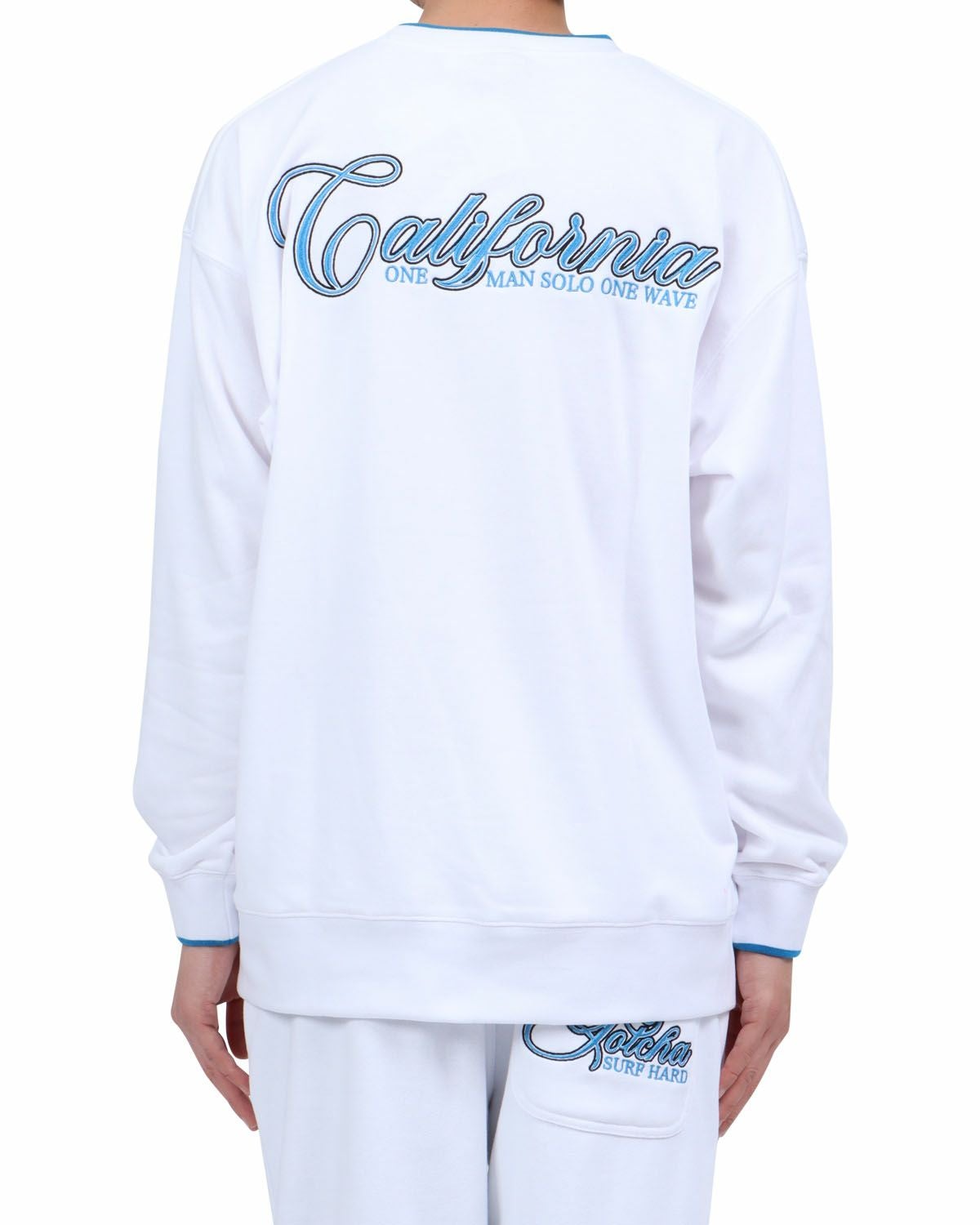 ホワイト：174cm62kg(Lサイズ着用)